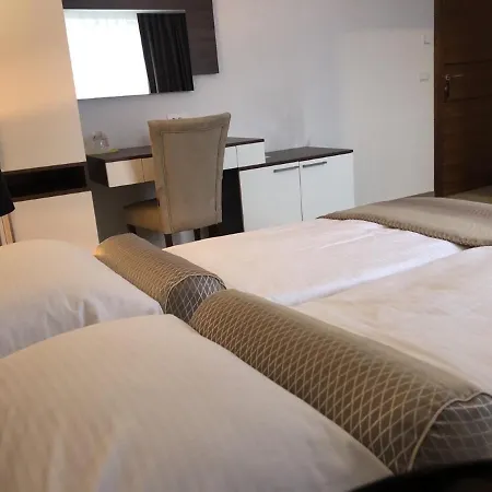 Saraj 4*